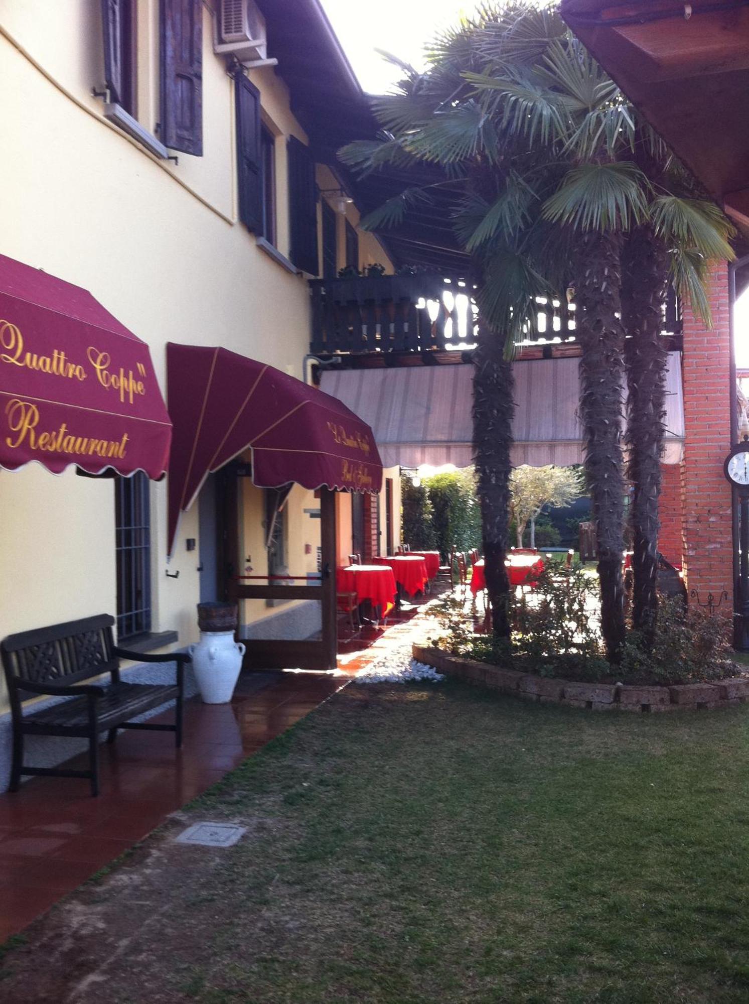 Manuela Le Quattro Coppe Hotel Desenzano del Garda Kültér fotó