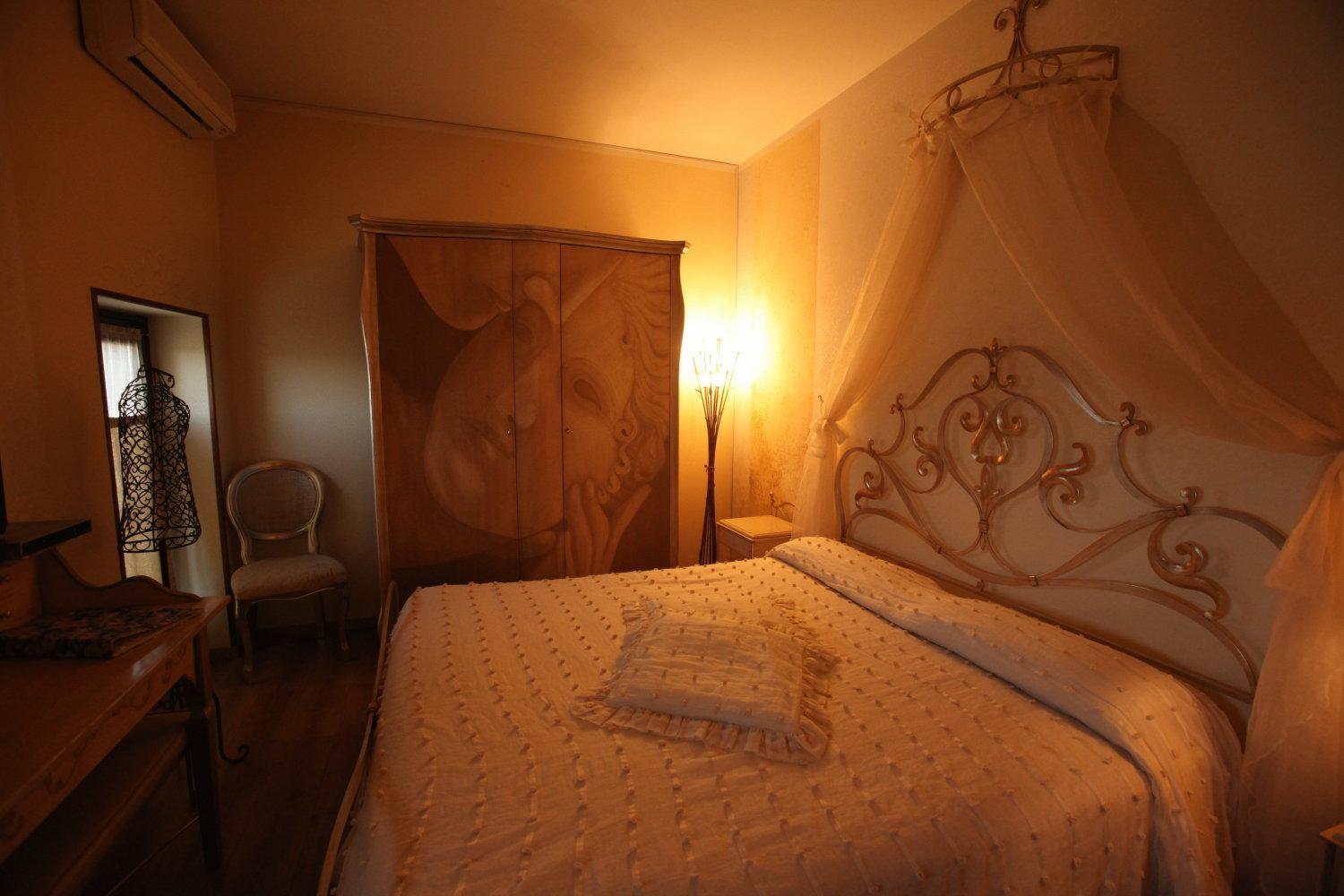 Manuela Le Quattro Coppe Hotel Desenzano del Garda Kültér fotó