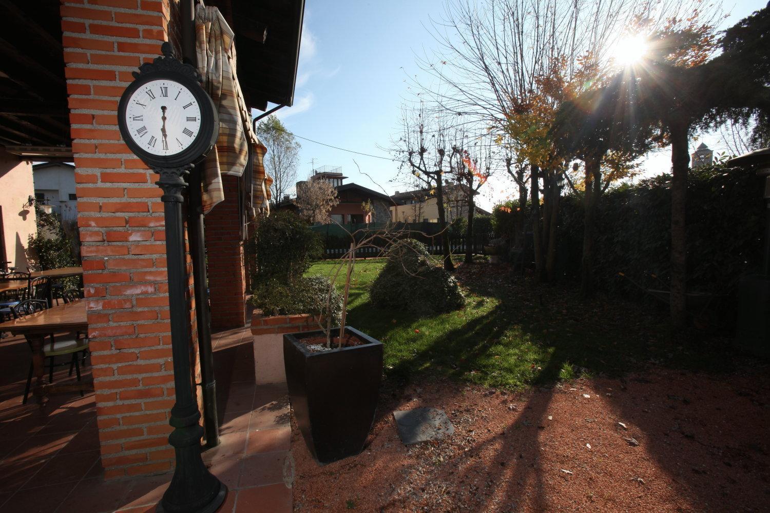 Manuela Le Quattro Coppe Hotel Desenzano del Garda Kültér fotó