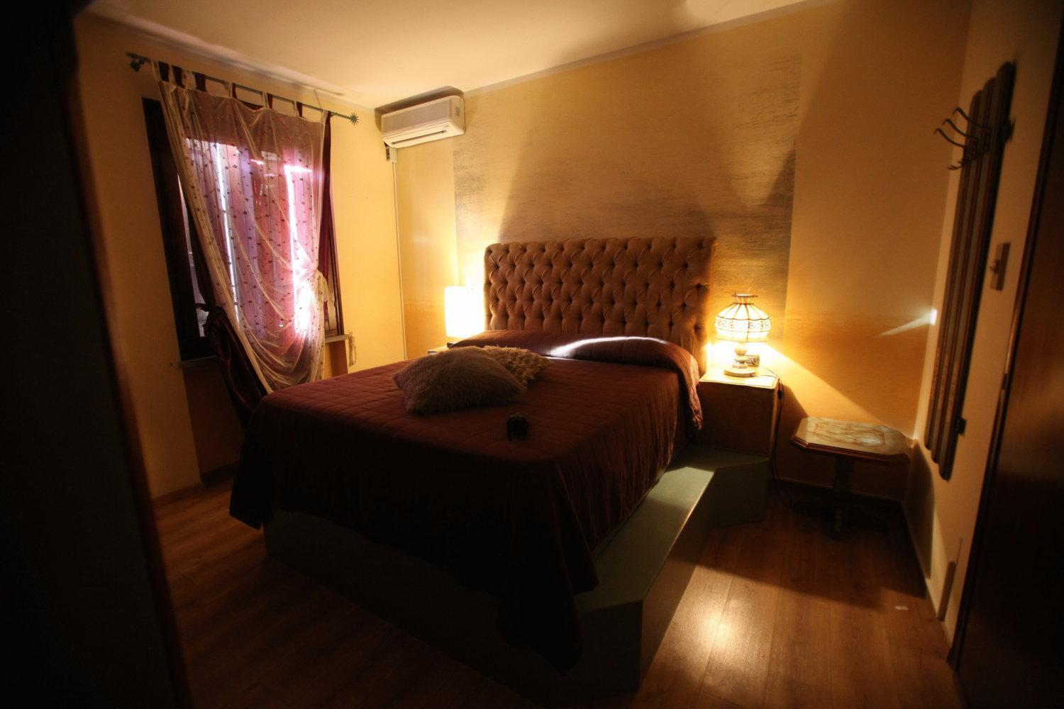Manuela Le Quattro Coppe Hotel Desenzano del Garda Kültér fotó