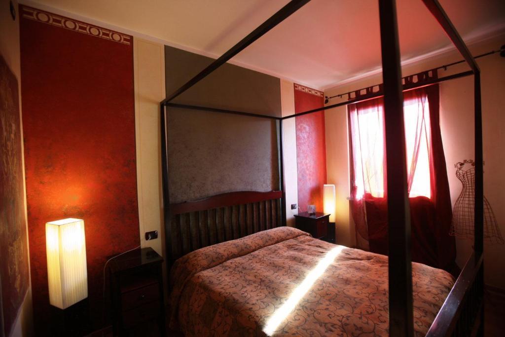 Manuela Le Quattro Coppe Hotel Desenzano del Garda Kültér fotó